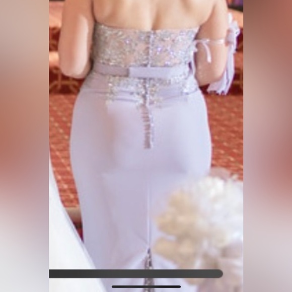 Beautiful Portia and Scarlett Gown - Picture 3 of 5